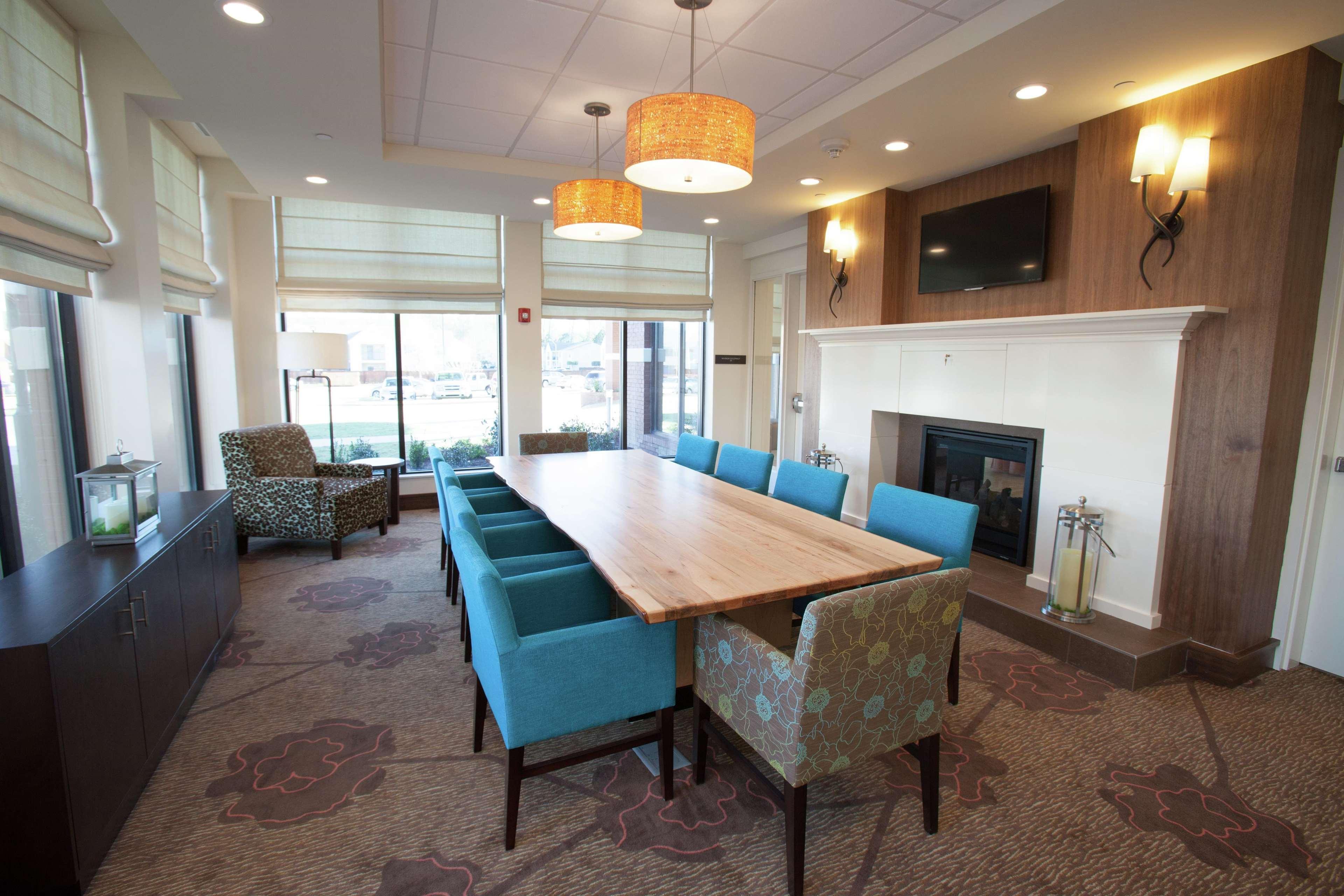 Hilton Garden Inn Jackson/Флоувуд Экстерьер фото