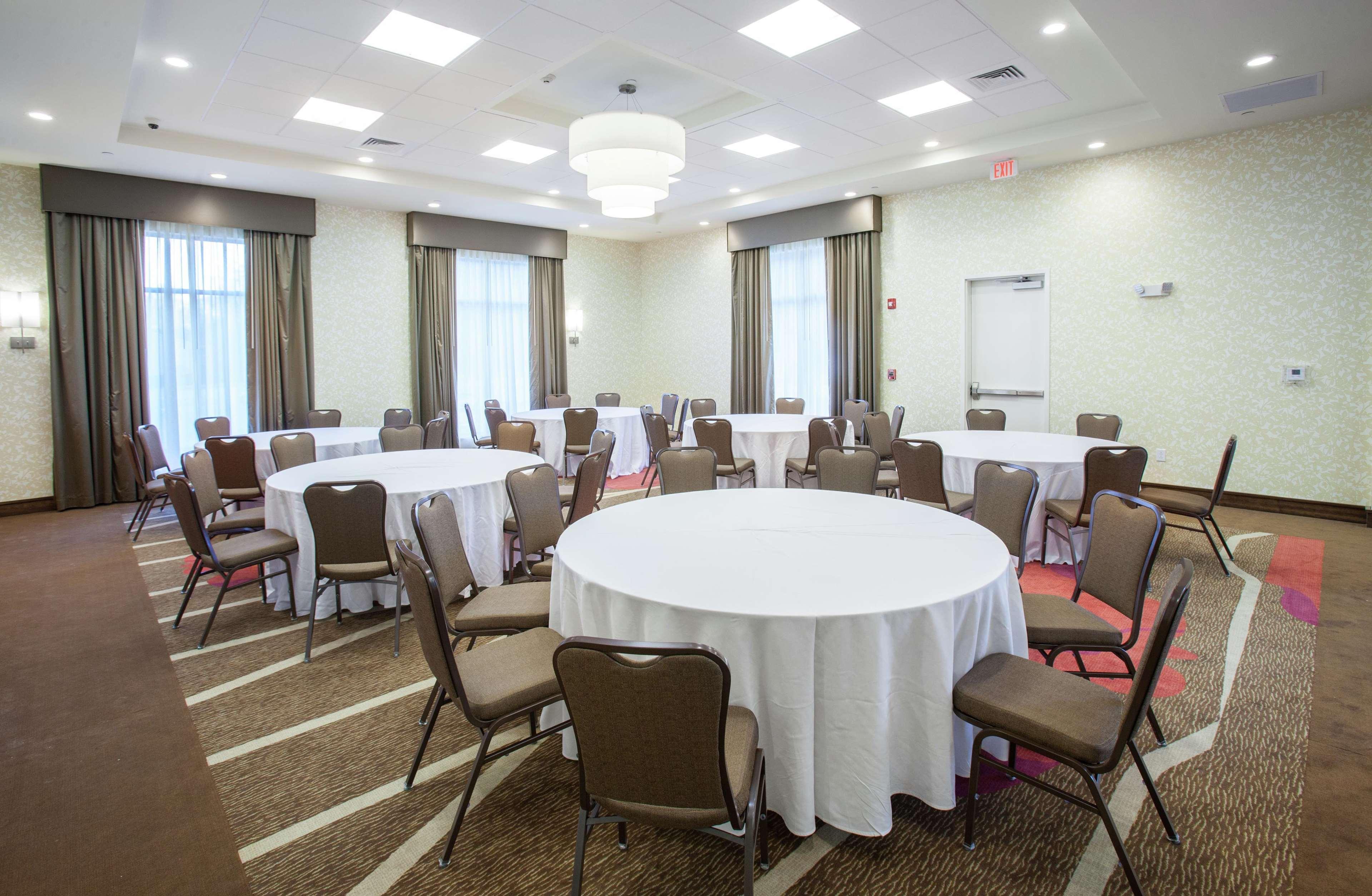 Hilton Garden Inn Jackson/Флоувуд Экстерьер фото